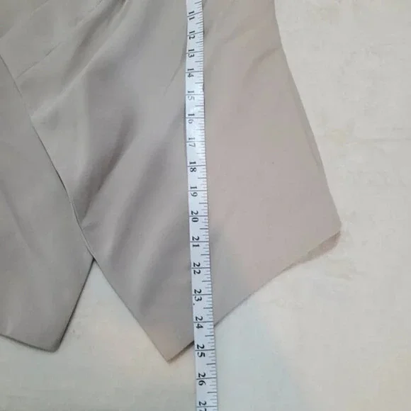 BCBGMaxAzria Abree‎ Jacket in Pumice - Size Extra Small - Picture 10 of 10